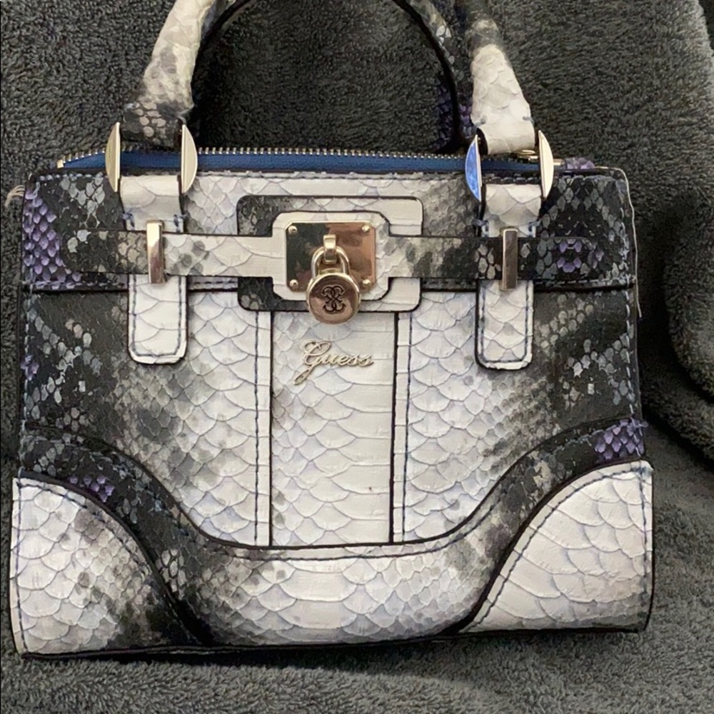 Guess hand bag
